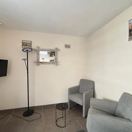 Cosy Acca¨s - 2 Pers. - Fr-1-197-647 Les Sables-dʼOlonne